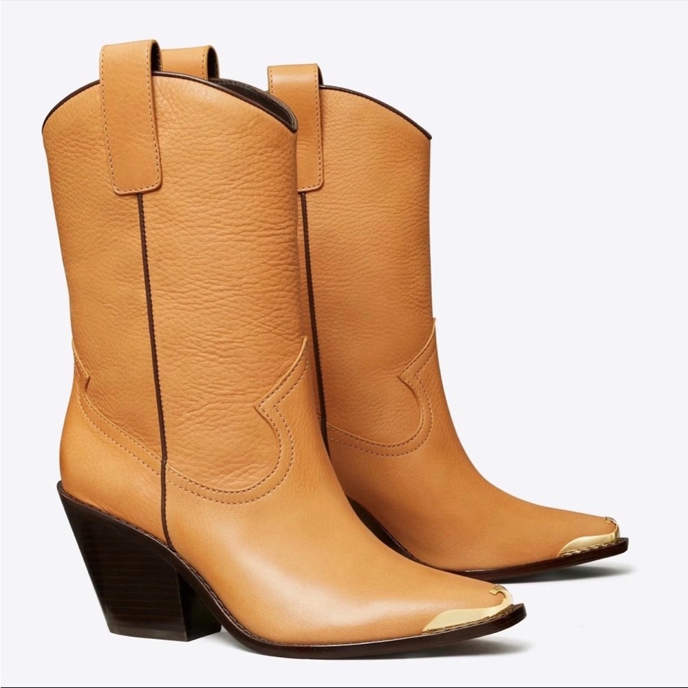 NEW in Box 👢Tory Burch ✨ Western mid calf boots with metal “T” detail